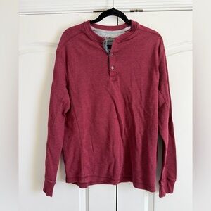 Men’s XL long sleeved shirt